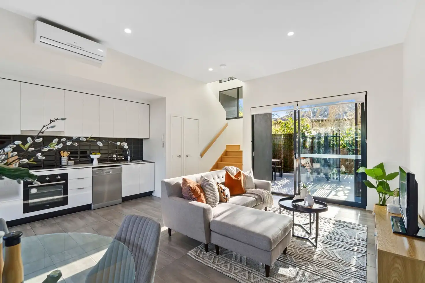 Main view of Homely unit listing, 3/62 Shottery Street, Yeronga QLD 4104