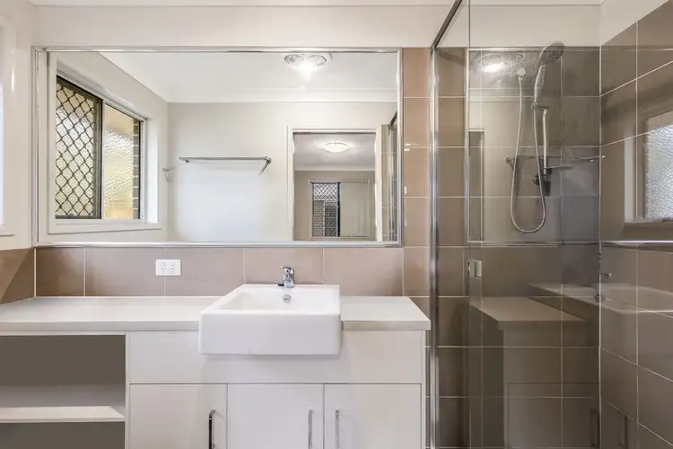 Fifth view of Homely unit listing, 1/510 Greenwattle Street, Wilsonton QLD 4350
