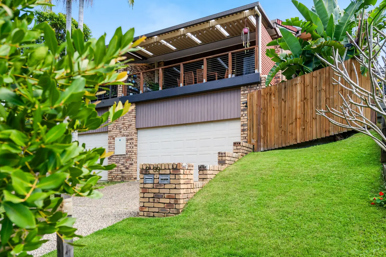 Main view of Homely semi-detached listing, 2/39 Hillcrest Avenue, Tugun QLD 4224