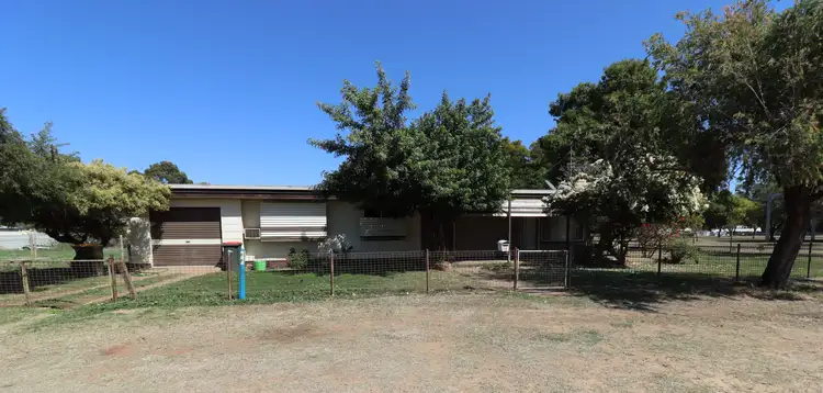 18 Andrew Street, St George QLD 4487