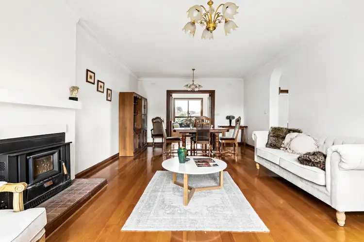 Fifth view of Homely house listing, 27 Jeanine Crescent, Fawkner VIC 3060