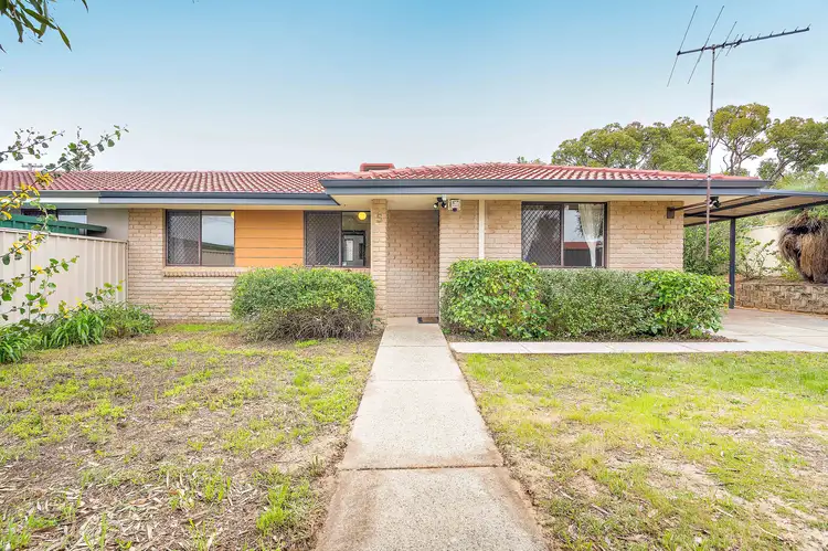 5 Bardsley Avenue, Girrawheen WA 6064