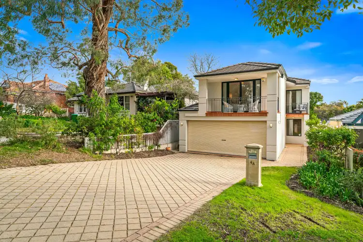 4A The Promenade, Mount Pleasant WA 6153