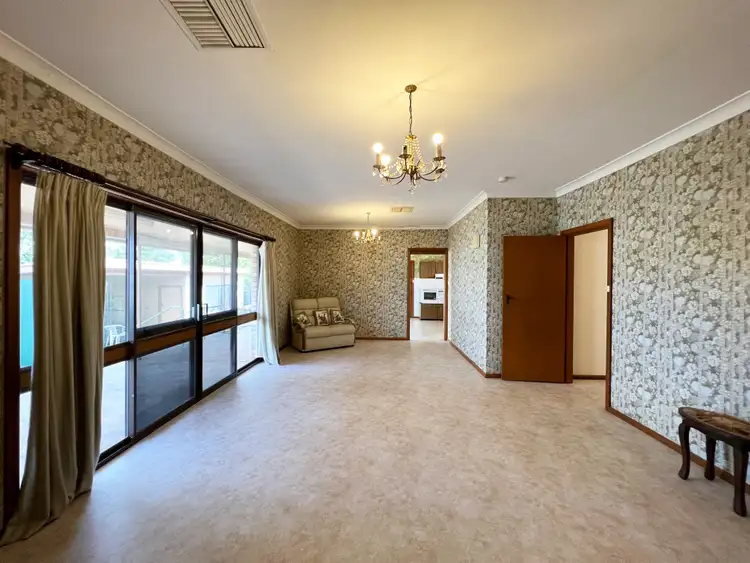 Seventh view of Homely house listing, 8 Gale Street, Forbes NSW 2871