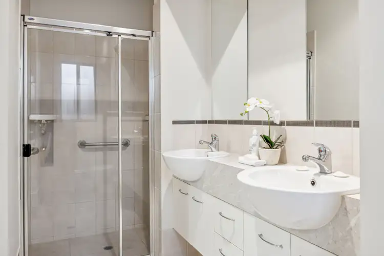Fifth view of Homely house listing, 15 Robertson Court, St Clair SA 5011