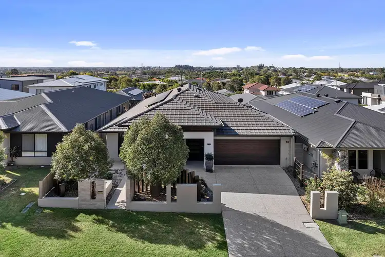 23 Cassidy Crescent, Bridgeman Downs QLD 4035