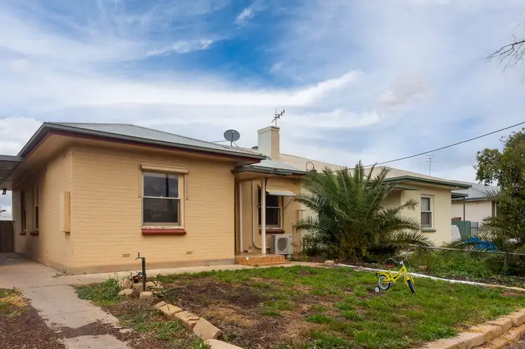 15 Clark Street, Berri SA 5343