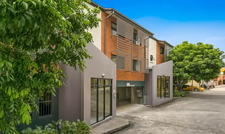 4/702 Brunswick Street, New Farm QLD 4005