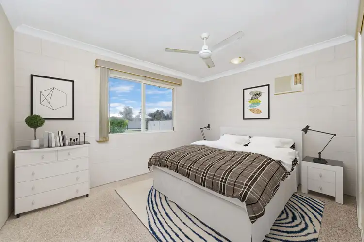 Fourth view of Homely house listing, 2 Pearl Court, Deeragun QLD 4818