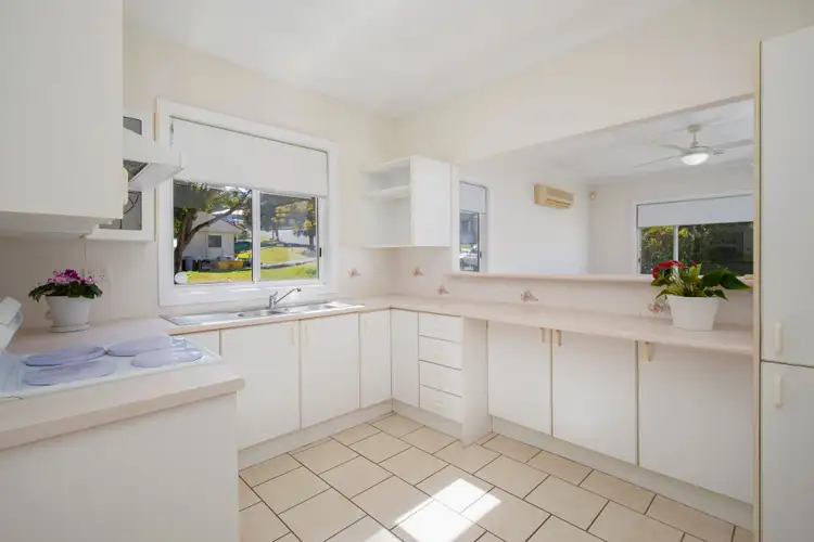 Fifth view of Homely house listing, 27 Tudor Street, Belmont NSW 2280