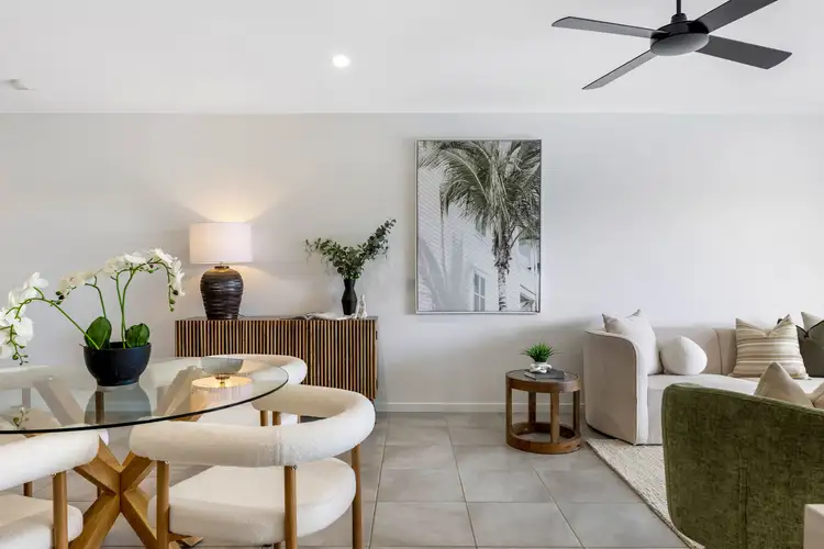 2/5 Maroochy Waters Drive, Maroochydore QLD 4558