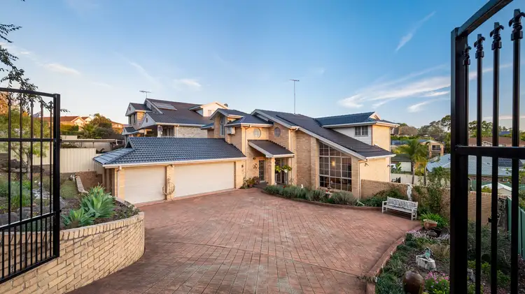 30 Glen Alpine Drive, Glen Alpine NSW 2560