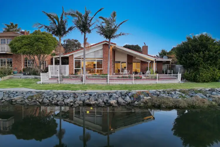 7 Long Island Point, Patterson Lakes VIC 3197