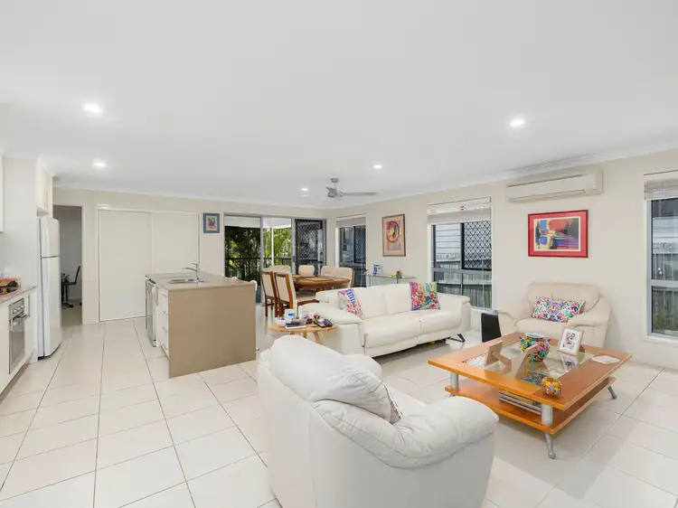 9 Dianella Street, Springfield Lakes QLD 4300
