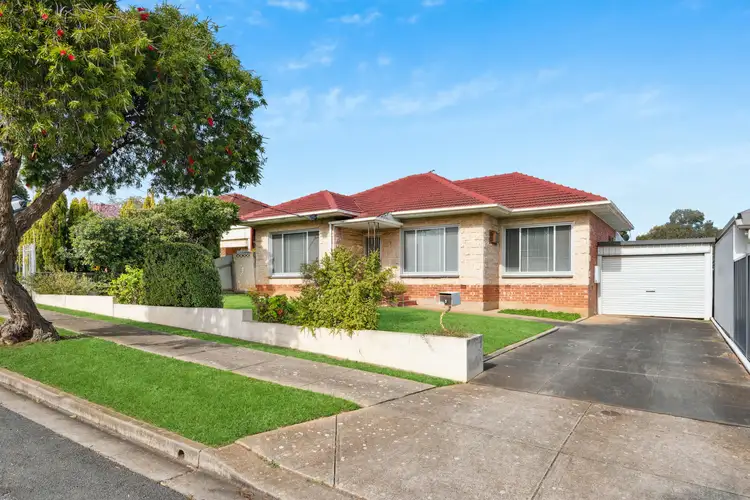 3 Jolly Avenue, Northfield SA 5085