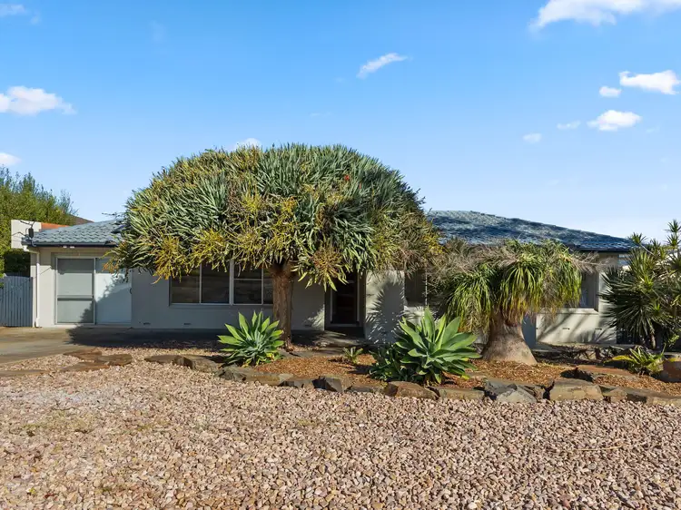 10 Crittenden Road, Morphett Vale SA 5162