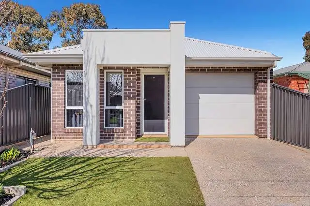 27A Matthews Avenue, Seaton SA 5023