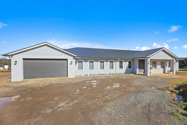 21 Wellwood Road, Drouin VIC 3818