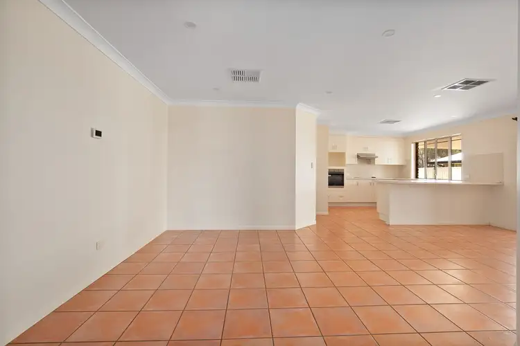 Sixth view of Homely house listing, 1 Vanessa Place, Emerald QLD 4720