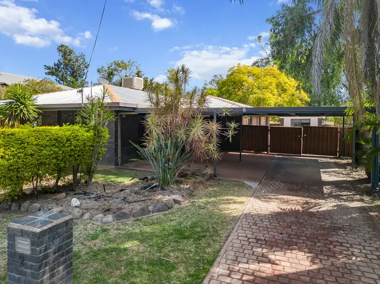 2 Green Grove, Emerald QLD 4720