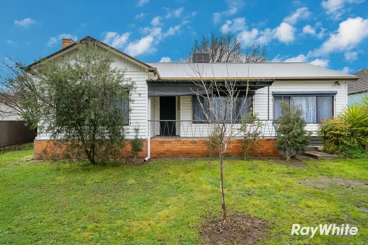 77 Allingham Street, Golden Square VIC 3555