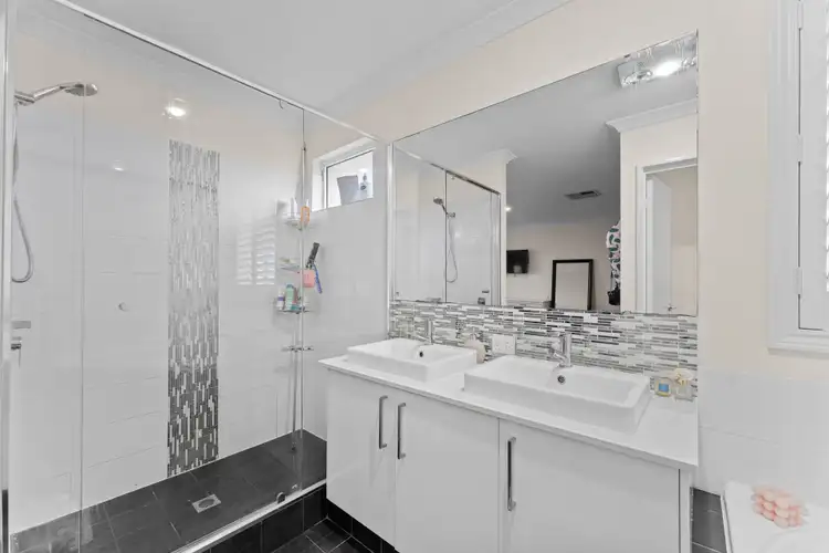 Seventh view of Homely house listing, 5 Lanagan Drive, Baldivis WA 6171