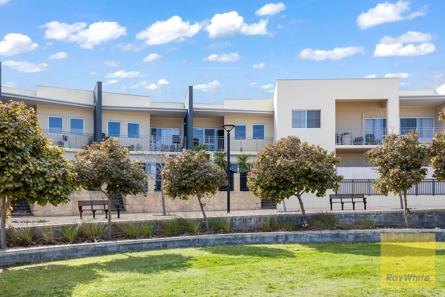 Main view of Homely townhouse listing, 9/10 Pavonia Link, Clarkson WA 6030