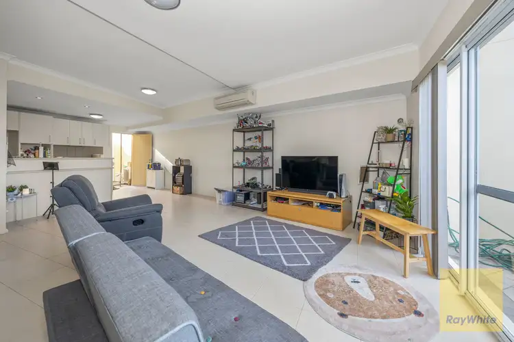 Sixth view of Homely townhouse listing, 9/10 Pavonia Link, Clarkson WA 6030