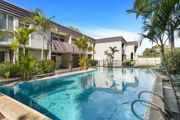 3/9 Steele Road, Sorrento WA 6020