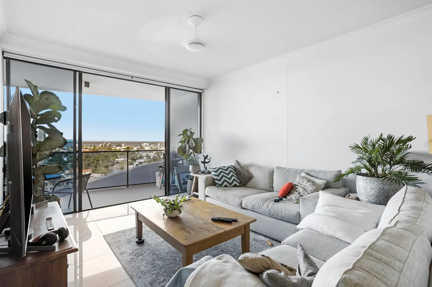 Main view of Homely apartment listing, 21104/5 Harbourside Court, Biggera Waters QLD 4216