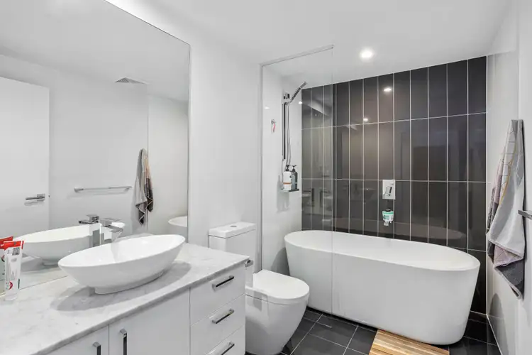 Fifth view of Homely apartment listing, 21104/5 Harbourside Court, Biggera Waters QLD 4216