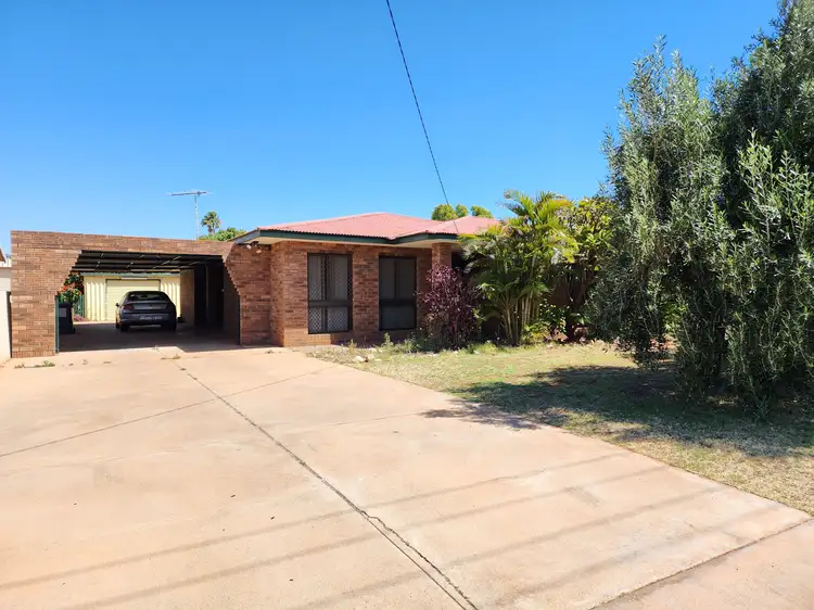 4 Willesee Street, Carnarvon WA 6701