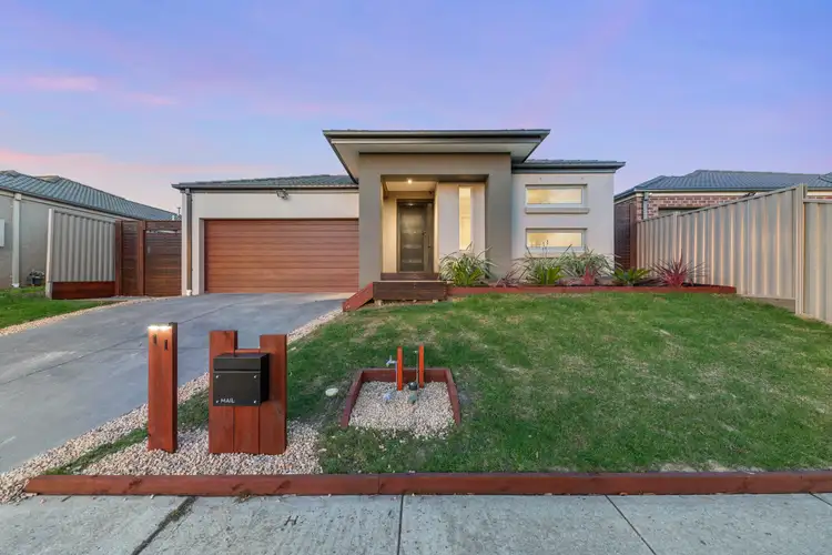 11 Keating Street, Pakenham VIC 3810