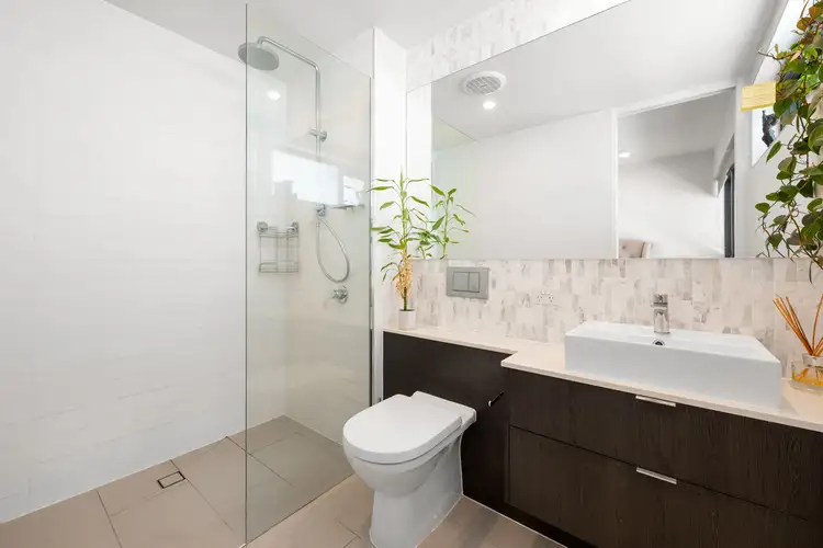 Fifth view of Homely unit listing, 17/66 Allen Street, Hamilton QLD 4007