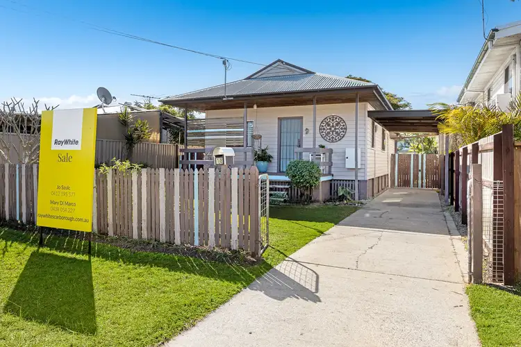 18 Frank Street, Scarborough QLD 4020