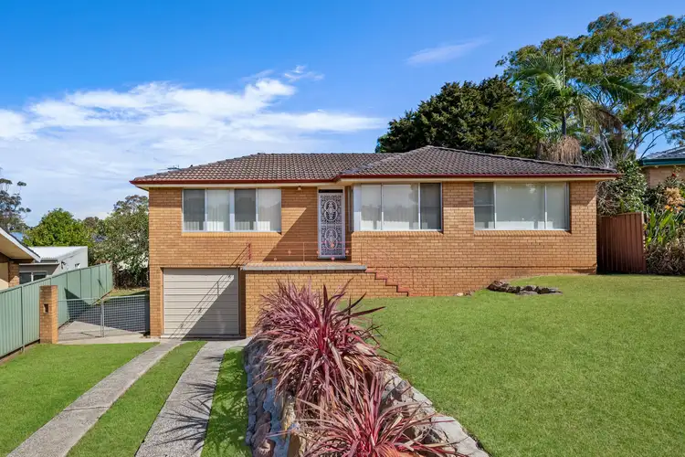 33 Pine Avenue,, Bradbury NSW 2560