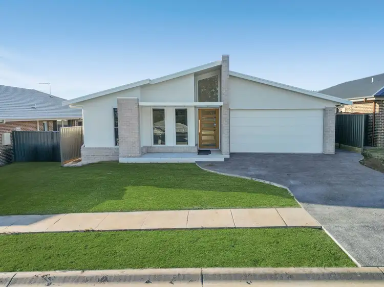 19 Hillgrove Street, Medowie NSW 2318