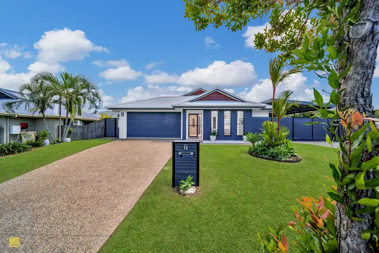 7 Nicholson Close, White Rock QLD 4868