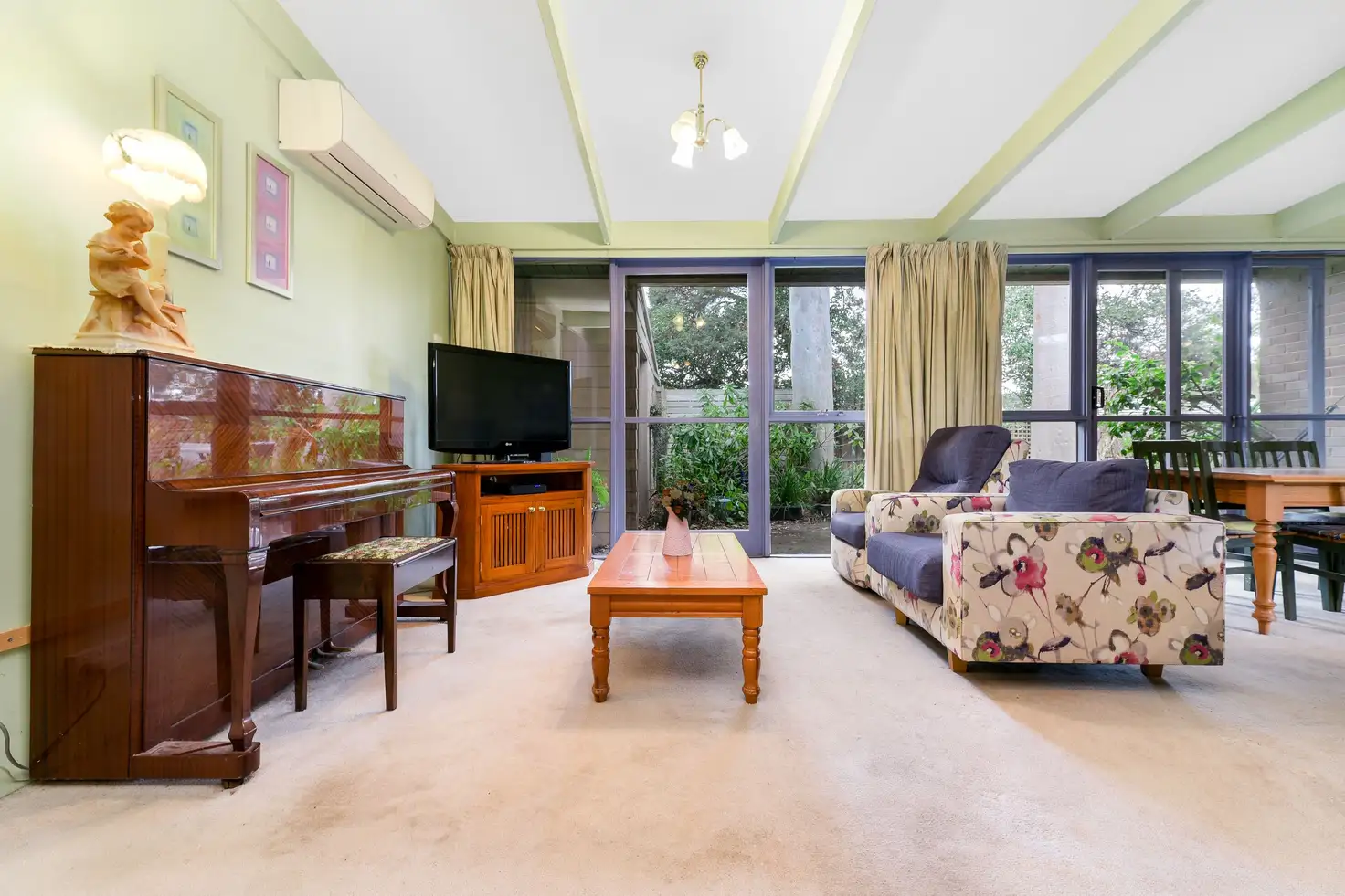 Main view of Homely house listing, 2 Paynes Road, Mount Waverley VIC 3149