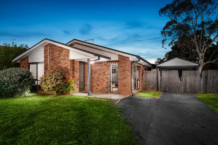 14 Adam Close, Rowville VIC 3178