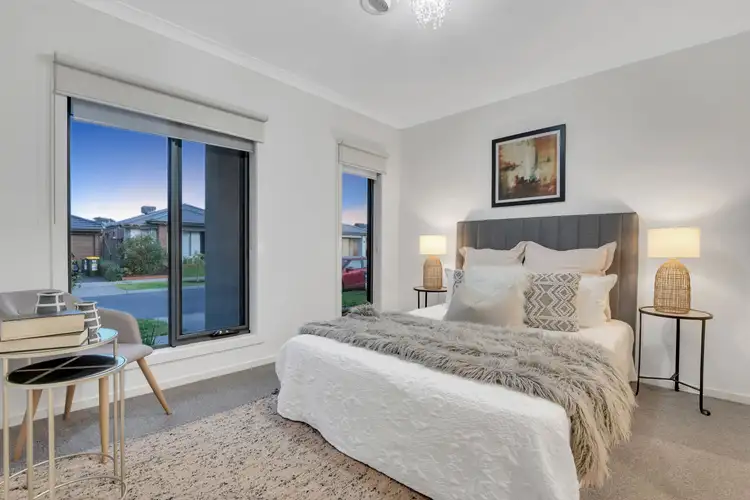Second view of Homely house listing, 20 Mottlecah Circuit, Craigieburn VIC 3064