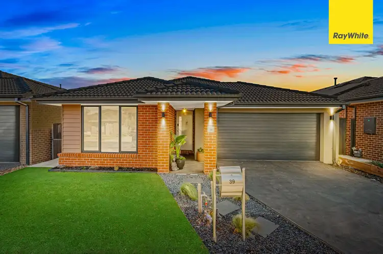 Main view of Homely house listing, 39 Azadi Crescent, Strathtulloh VIC 3338
