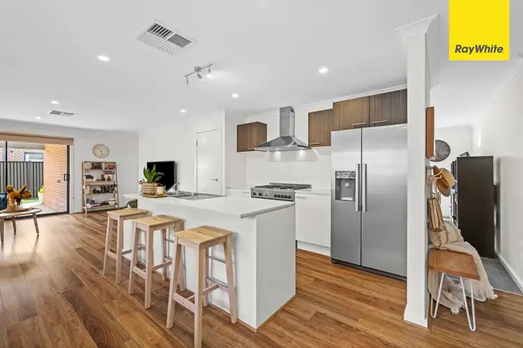 Fifth view of Homely house listing, 39 Azadi Crescent, Strathtulloh VIC 3338