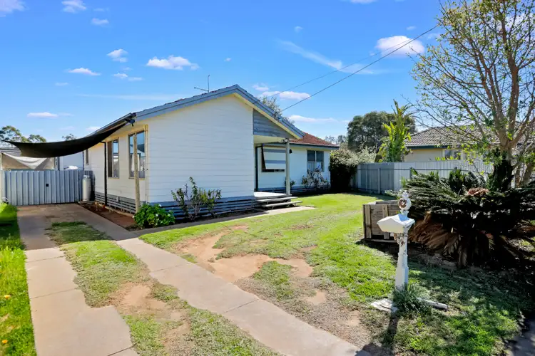 Second view of Homely house listing, 7 Ulmarra Place, Mildura VIC 3500