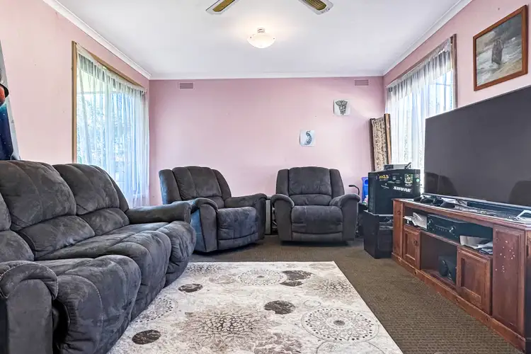 Fifth view of Homely house listing, 7 Ulmarra Place, Mildura VIC 3500