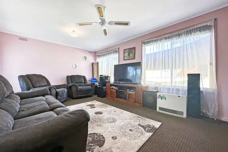 Sixth view of Homely house listing, 7 Ulmarra Place, Mildura VIC 3500