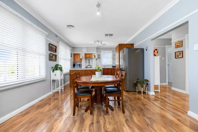 Fifth view of Homely house listing, 11 Jenkins Place, Mildura VIC 3500