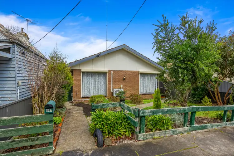 807 Urquhart Street, Ballarat Central VIC 3350