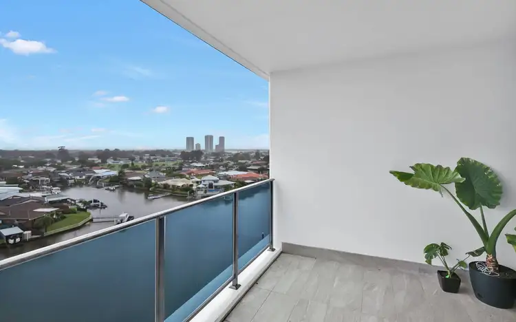 31203/5 Harbour Side Court, Biggera Waters QLD 4216