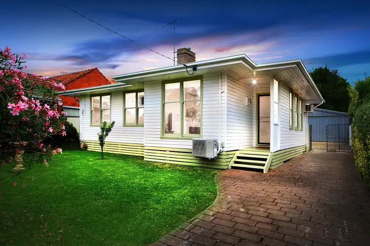 19 Cuthbert Road